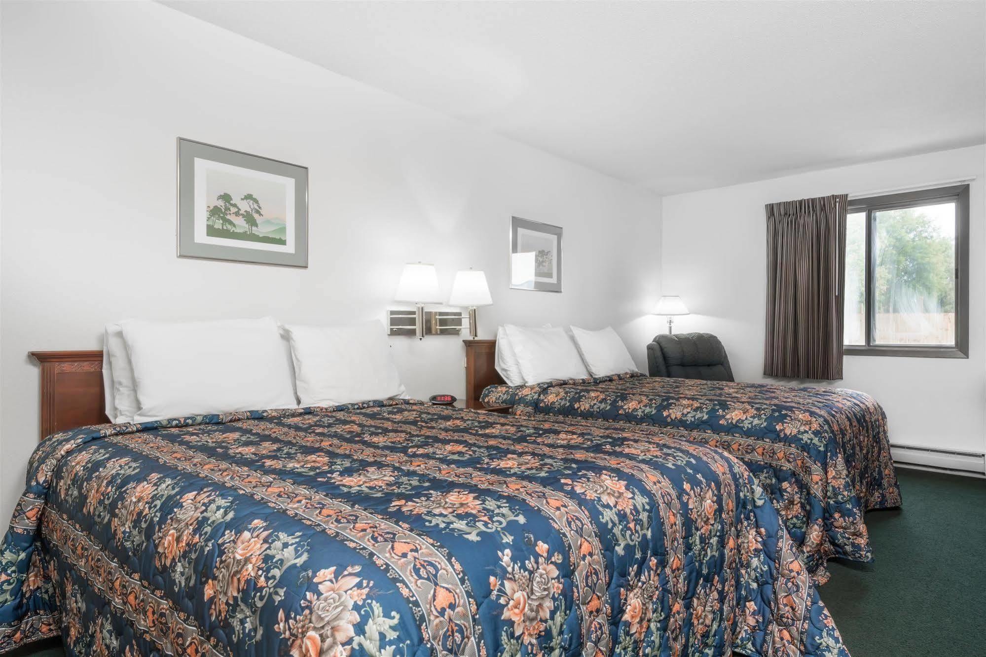 Мотель Super 8 By Wyndham Eau Claire I-94 Екстер'єр фото